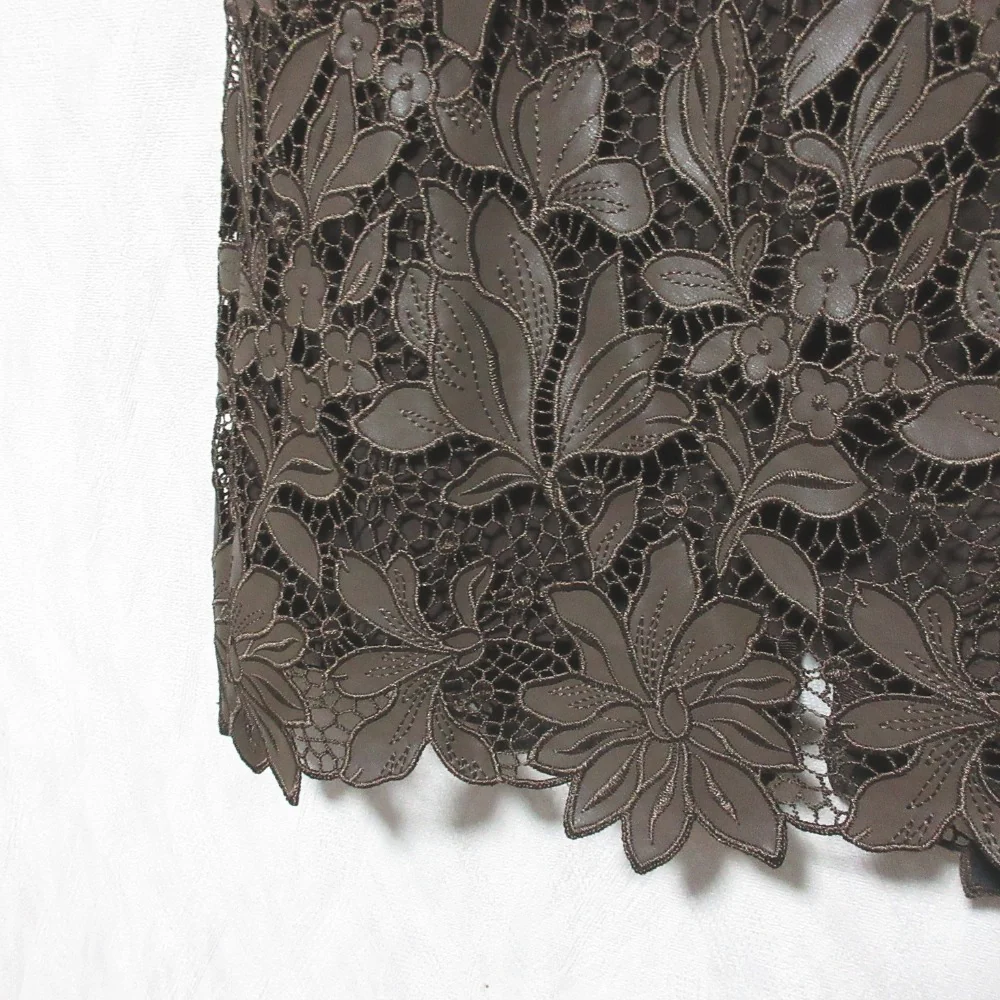 ANAYI Leather Flower Embroidery Skirt - Image 3