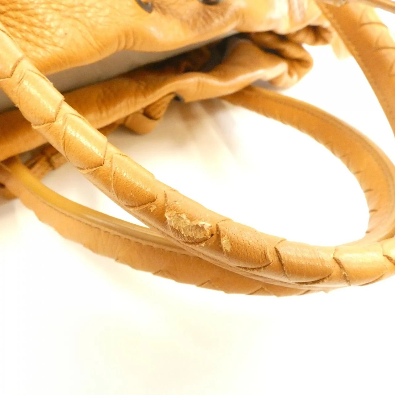 Bottega Veneta Cervo Shoulder Bag - Image 7
