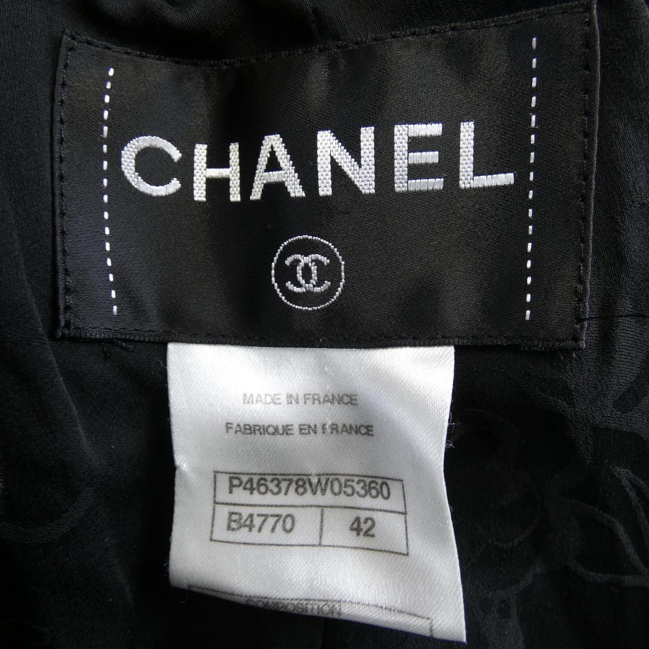 Chanel Cashmere Blend Jacket - Image 4