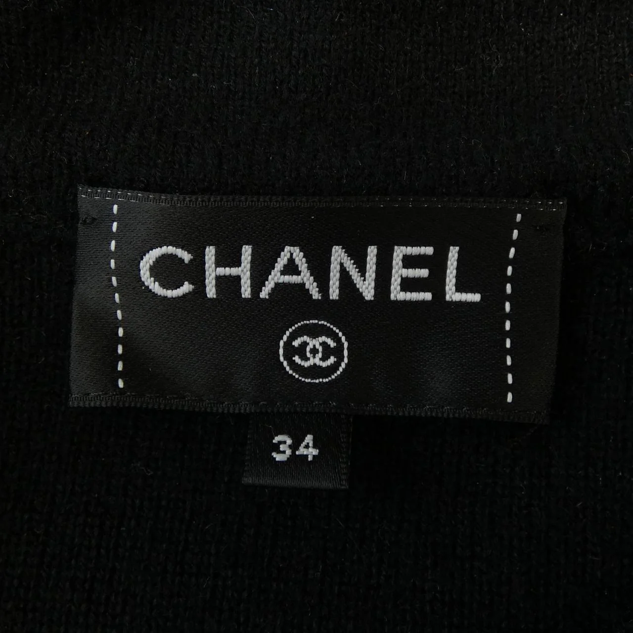 Chanel LOOK58 Cashmere Collarless Jacket - Image 5
