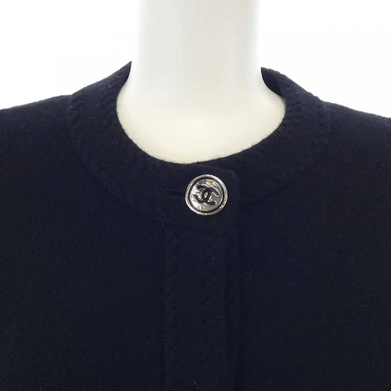Chanel LOOK58 Cashmere Collarless Jacket - Image 6