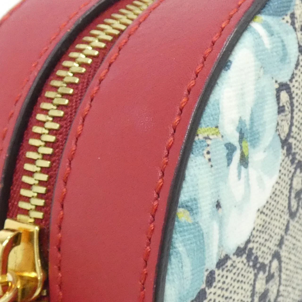 Gucci GG Blooms GG Supreme Canvas Shoulder Bag - Image 5