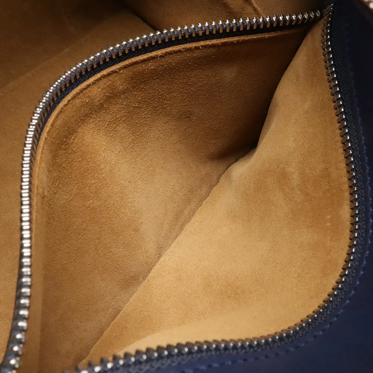 Loewe Amazona 28 Leather 2way Bag - Image 9
