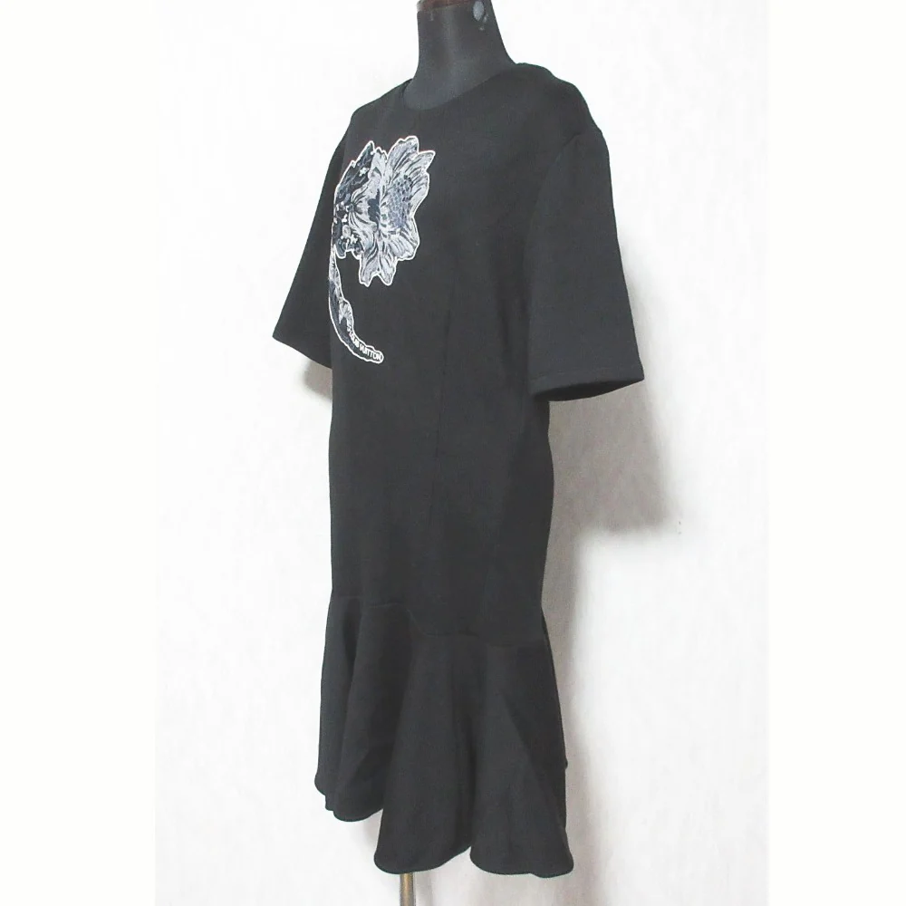 Louis Vuitton Embroidered Sequin Dress - Image 3