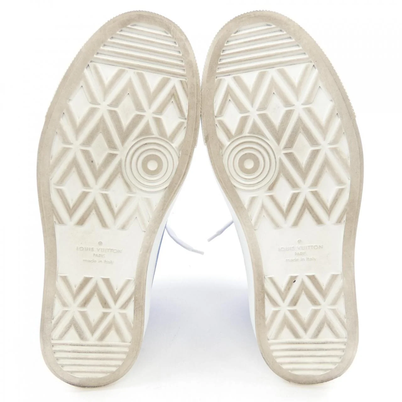 Louis Vuitton Sneakers - Image 4