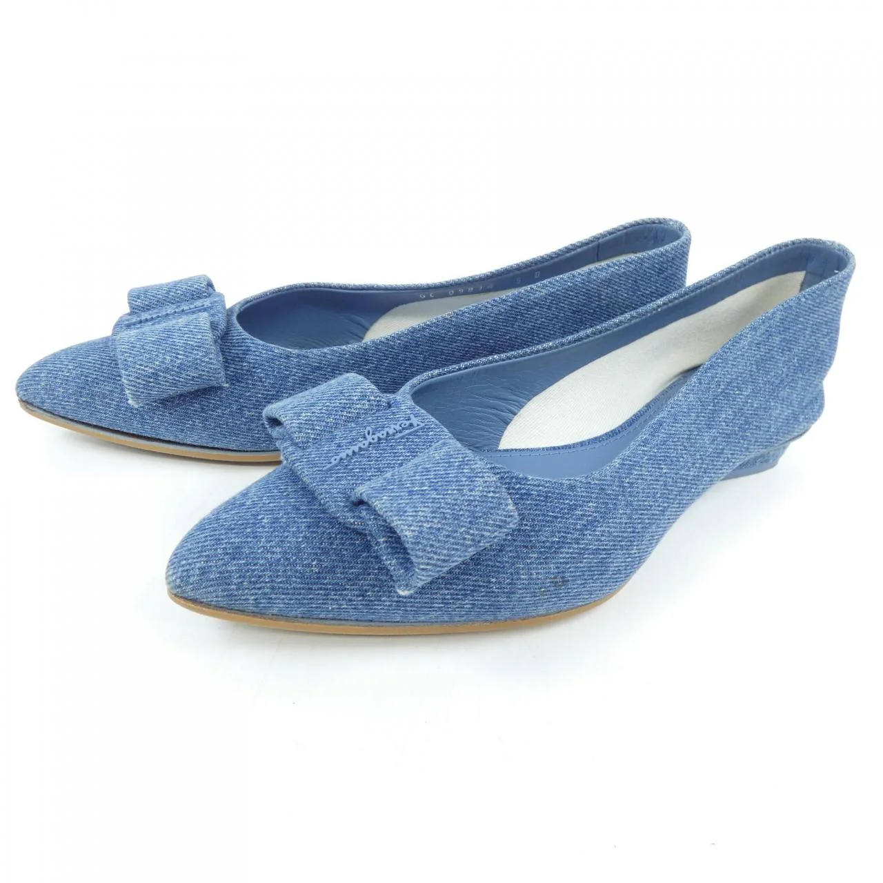 Salvatore Ferragamo Flat Shoes - Image 3