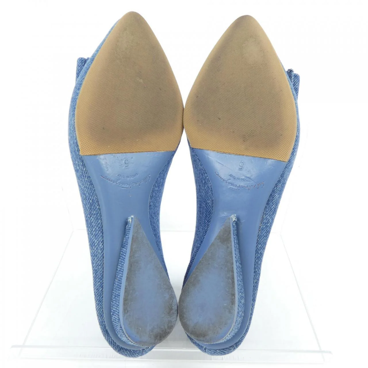 Salvatore Ferragamo Flat Shoes - Image 4