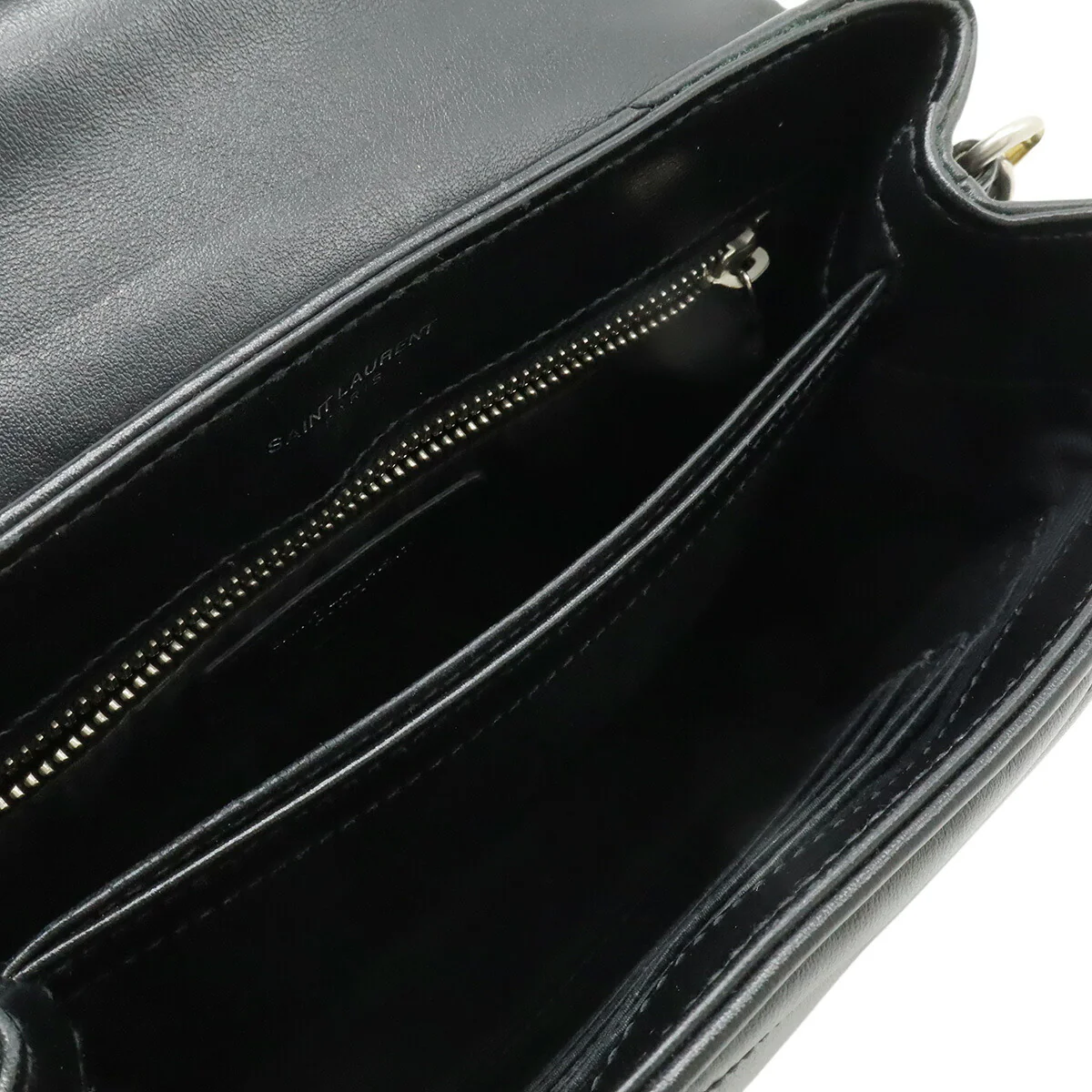 Yves Saint Laurent LouLou Toy Leather Shoulder Bag - Image 6